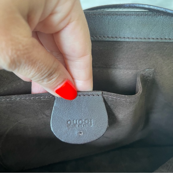 Rare GUCCI Metal Trim Brown Envelope Bag with Shoulder Strap - Picture 13 of 16